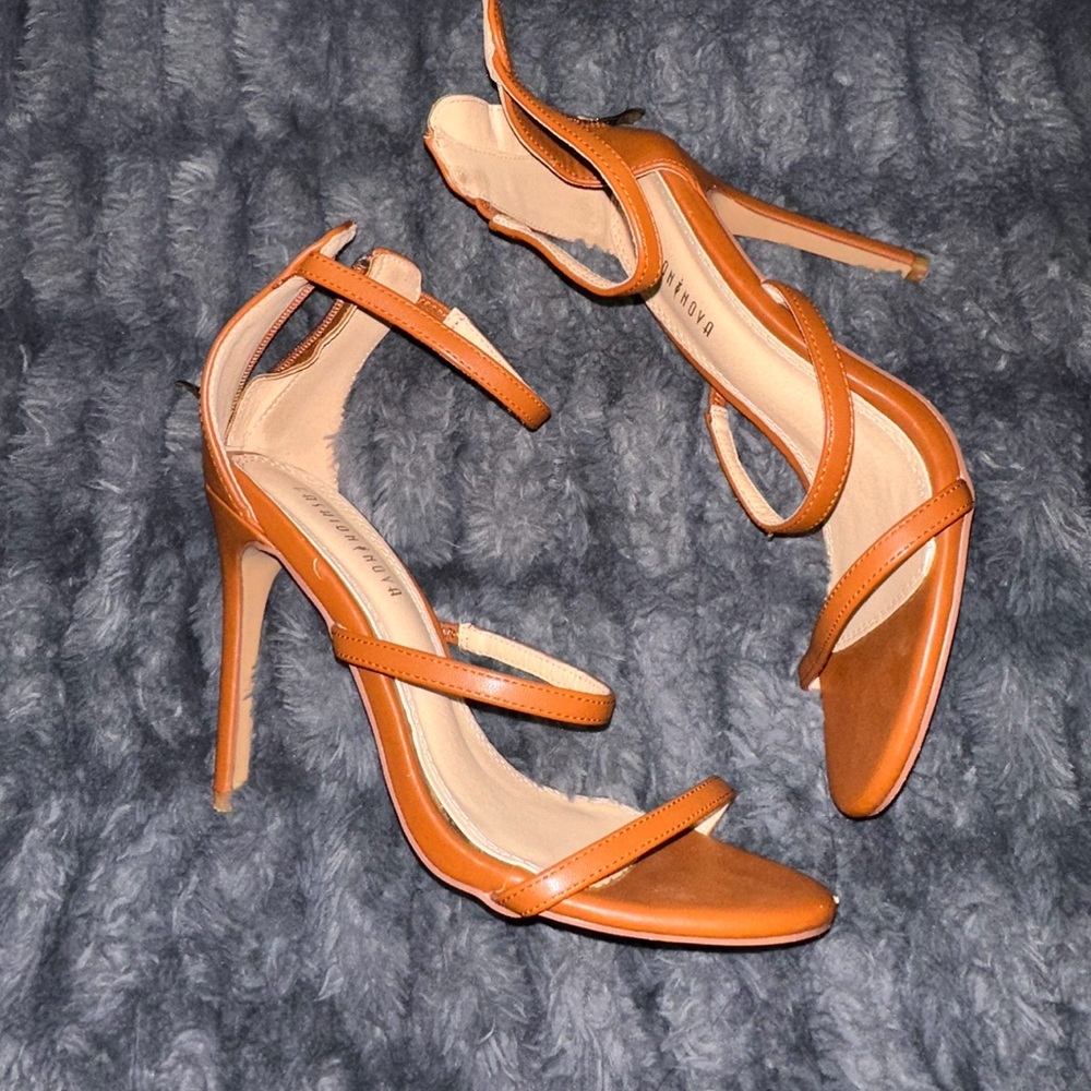 Fashion Nova heels